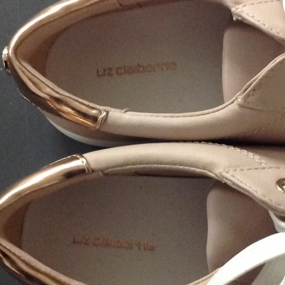 Liz Claiborne blush pink and rose gold sneakers, 8 - Picture 5 of 7